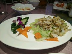 西芹炒螺片-聚春园闽都食府