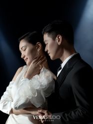 -至臻微拉婚纱摄影
