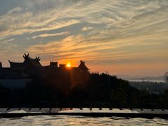 -七彩云南古滇温泉山庄