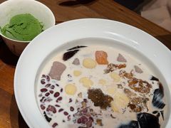 -RUXU入续糖水铺与包(卓悦中心店)