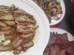 -老鼎万春卤菜(五代传承创始老店)