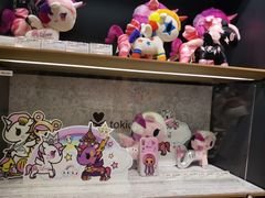 -泡泡玛特POPMART(蓝色港湾店)