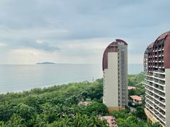 -三亚湾海居铂尔曼度假酒店