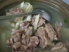 馄饨老鸭煲-老品芳