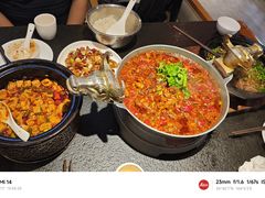 -万重锦·人文川菜馆(骡马市店)