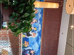 -香格里拉鱼跃地中海西餐厅·牛排披萨