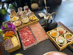-菌自由丨野生菌火锅特色庭院餐厅(丽江古城店)