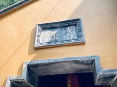 -龙华寺