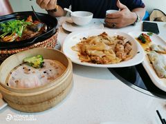 -煲王粤菜餐厅(中侨中心店)