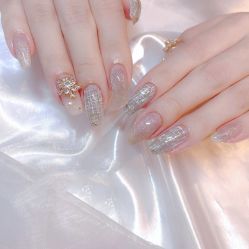 -悦指间美甲美睫
