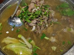 -谢老五跷脚牛肉·非遗传承店