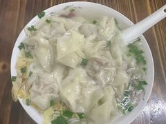 -胖子馄饨坊