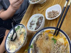 -鸭小妹鸭血粉丝(老门东店)