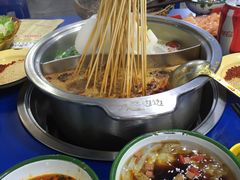 -马路边边·成都串串(翠柏路店)