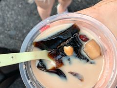 -八婆婆烧仙草(中山路店)