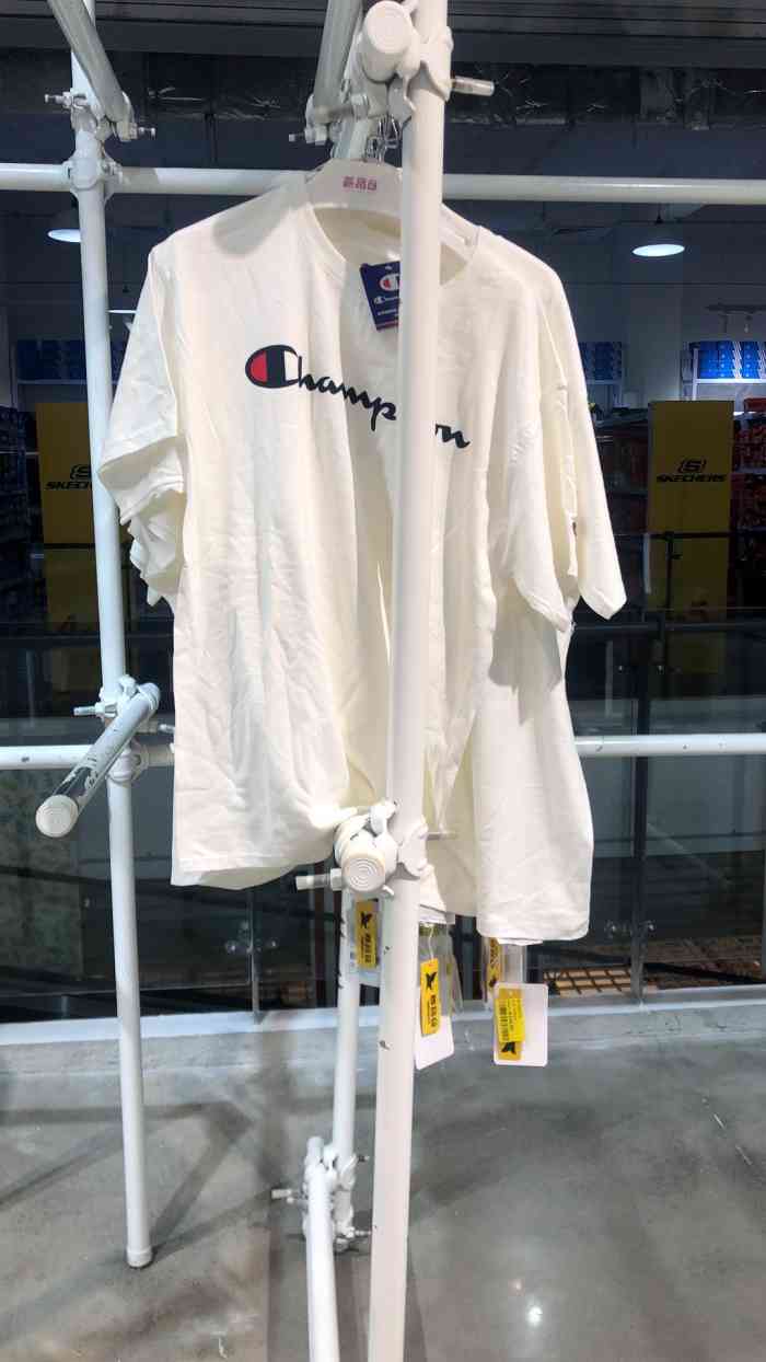 荟品仓(青浦店)-"在国外购物挺喜欢逛这类特卖店,这次被推送.