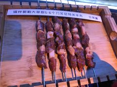 烤羊肉串-三个蒙古大叔羊肉串(大宁店)