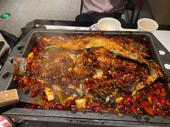 -江边城外烤全鱼(世茂广场店)