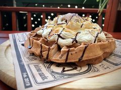 杏仁奶油巧克力华夫饼-吉姆丽德乡村西餐厅(闵行交大店)