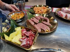 -哈哈碳都·牛肋条无限自助烤肉(台江万达店)