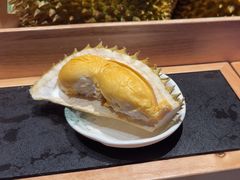 -雍容荟帝王蟹活龙虾展台自助(IFS黑金店)