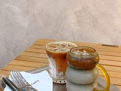 -浮漫咖啡(镜湖万达广场店)