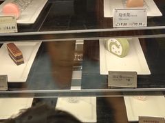面包甜点陈列柜-麦当劳(北京金星西路店)