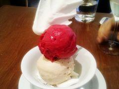 冰淇淋&nbsp;很大一个球-沈阳君悦酒店·意坊意大利餐厅
