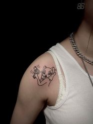 -木子·纹身店TATTOO穿孔·洗纹身