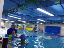 -子木乐园婴儿游泳馆(水晶港店)