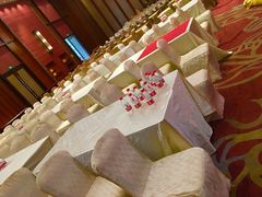 -华邑酒店·鲜艳全日自助餐厅