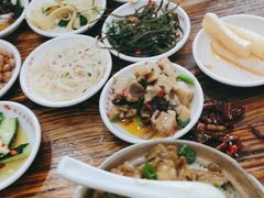 -罗平振兴老店砂锅饭(文笔路店)