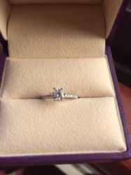 iphone_upload_pic-威德钻石-克拉钻大本营(南京东路店)