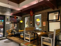 -苹果树下艺术餐厅(宋庄店)