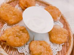 黄米炸糕-那达慕蒙古风味酒楼