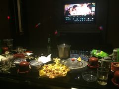 -欢乐迪KTV(南坪上海城店)