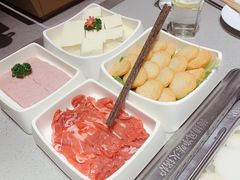 -海底捞火锅(金山百联店)