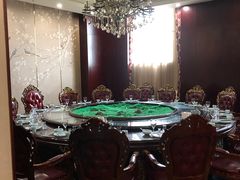 -锦龙国际酒店(天津奥体中心华苑地铁站店)