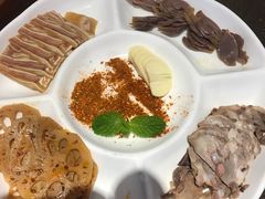 豫式拼盘-阿庄新豫菜(航海东路店)