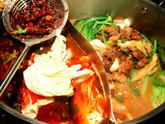 -伴山牛贵州黄牛肉火锅·苗疆非遗艺术餐厅(上海首店)