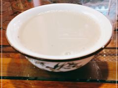 -桥边小楼·手工云南菜·古城观景小楼