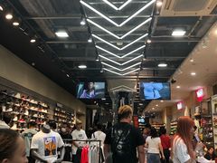 -NIKE(Osaka)