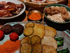 -包整·丝娃娃(一览甲秀楼风景店)