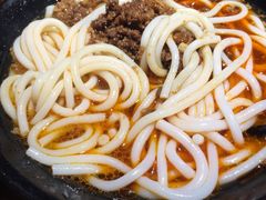 -丽虹云南过桥米线(兴工街店)