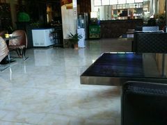 -红街养生休闲会所(红街商业广场店)