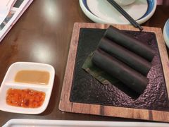 香滑黑芝麻卷-喜喜酒家·纯手工点心·粤菜