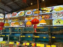 -花溪雨·森林餐厅(石基店)