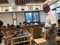 大堂-全启和美食(由由店)