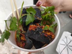 -黑色经典臭豆腐·湖南特产(坡子街店)