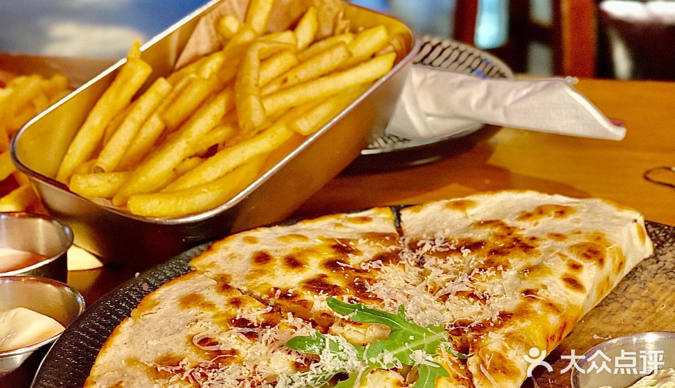 查什么？当然是查理的口袋喇～